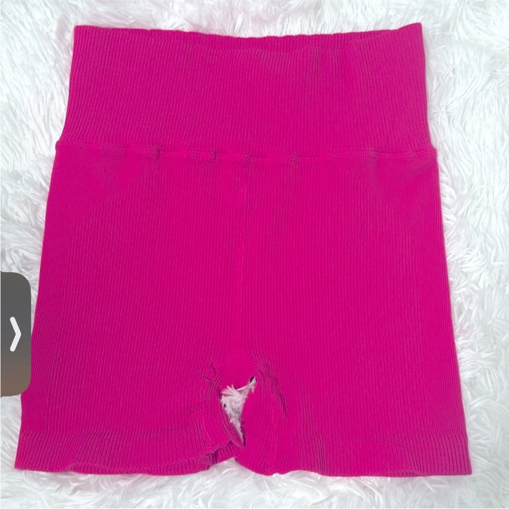 🆕 FREE PEOPLE | NWOT Happiness Runs Shorts in Berry [Bright Pink] - M/L